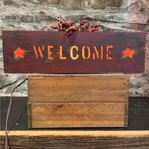 Wooden Box Welcome Sign with Star Accents